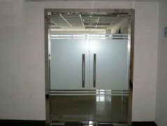 辦公樓玻璃門(mén)安裝案例